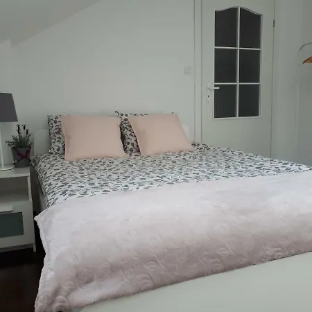 Apartament Na Fali